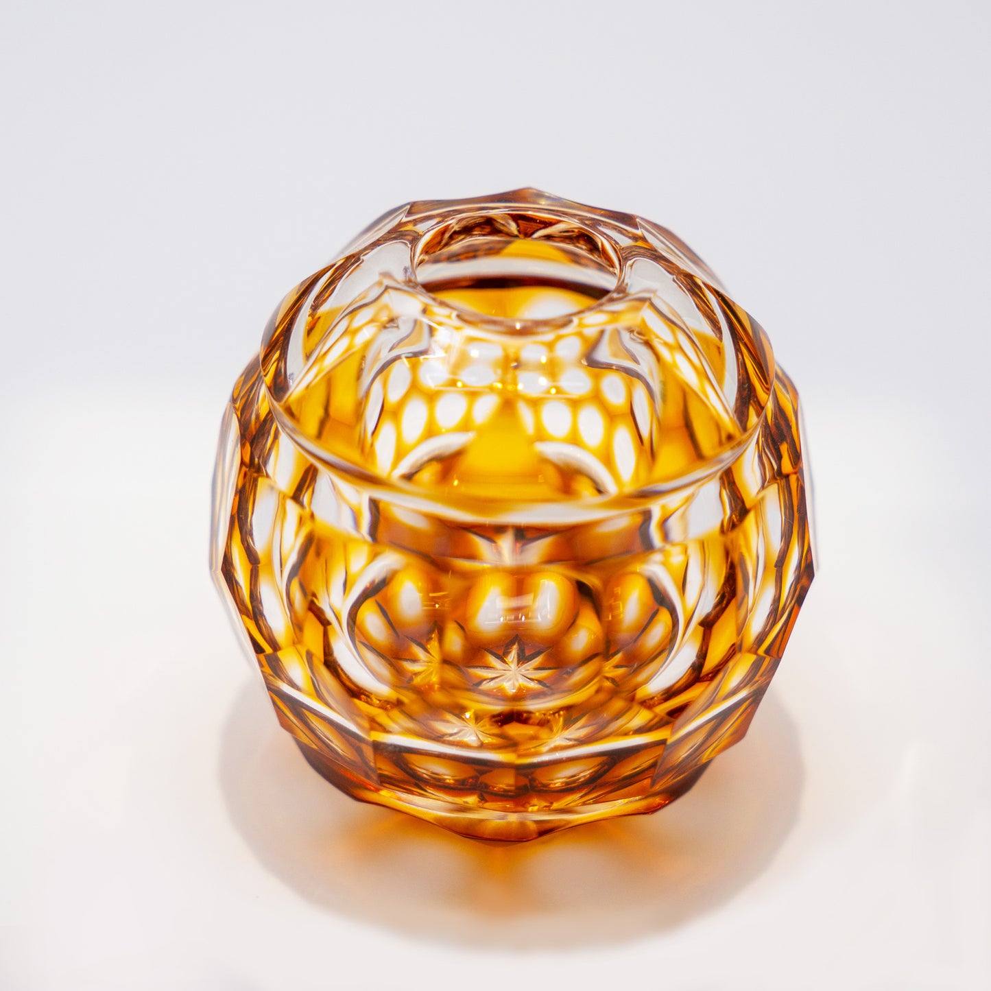 Vase à fleurs rond