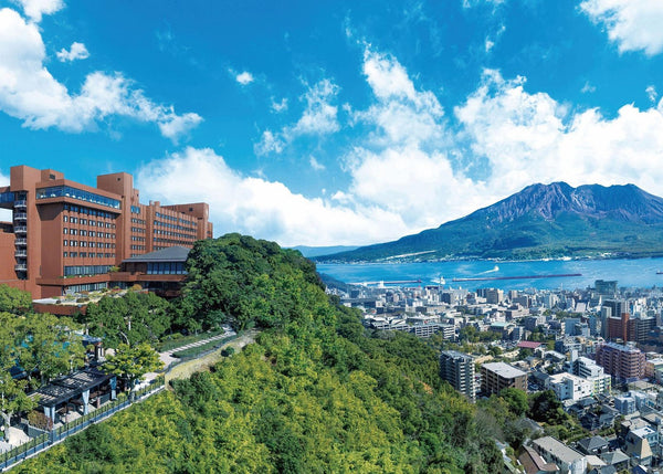 Luxury Kagoshima Onsen and Gourmet Lunch at Shiroyama Hotel