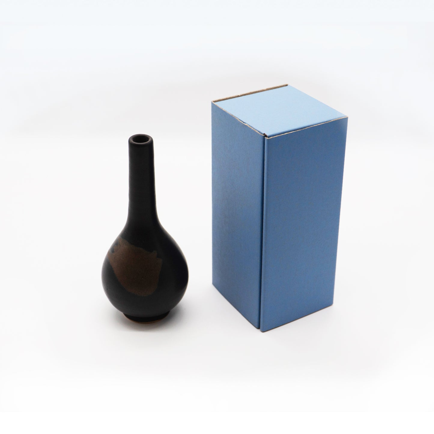 黒薩摩鶴首花瓶