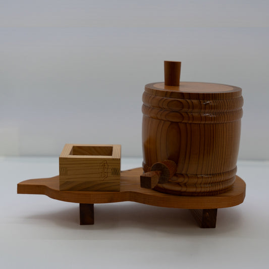 屋久杉 酒樽 升  ひょうたん型台付